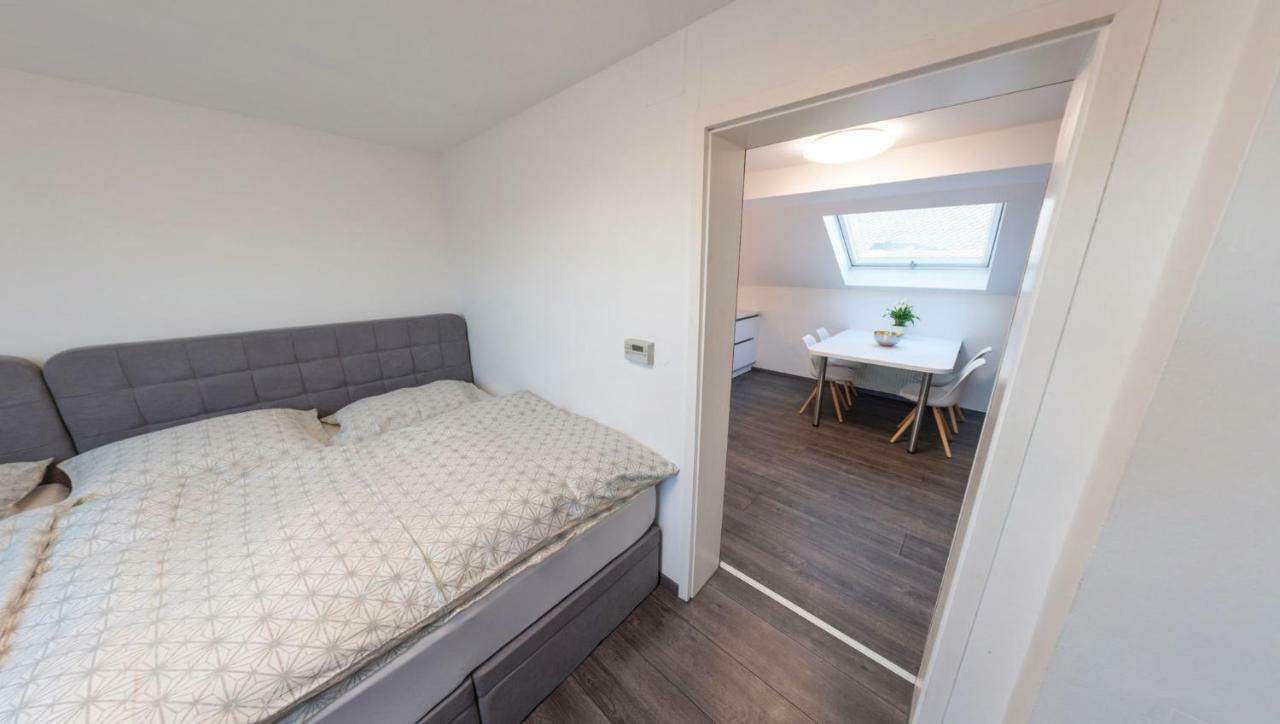 Skyview Studio Stp Apartment ซังคท์เพิลเทน ภายนอก รูปภาพ