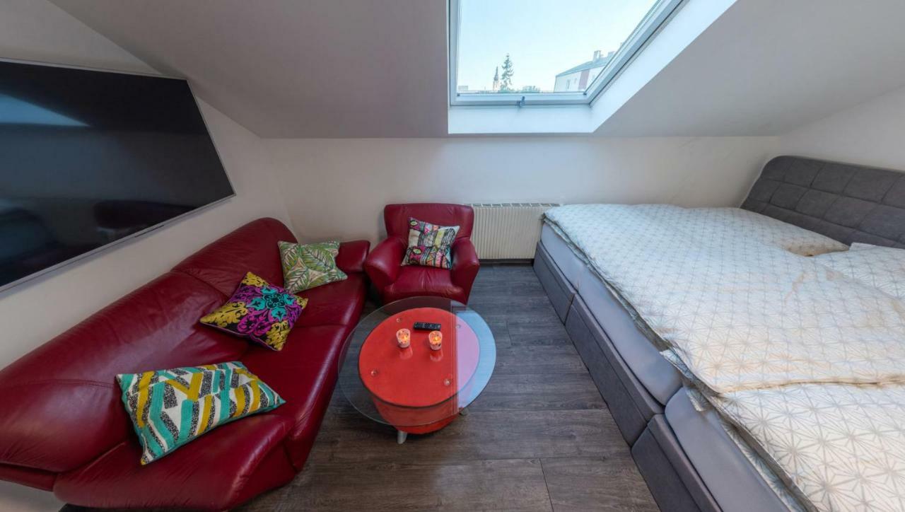 Skyview Studio Stp Apartment ซังคท์เพิลเทน ภายนอก รูปภาพ