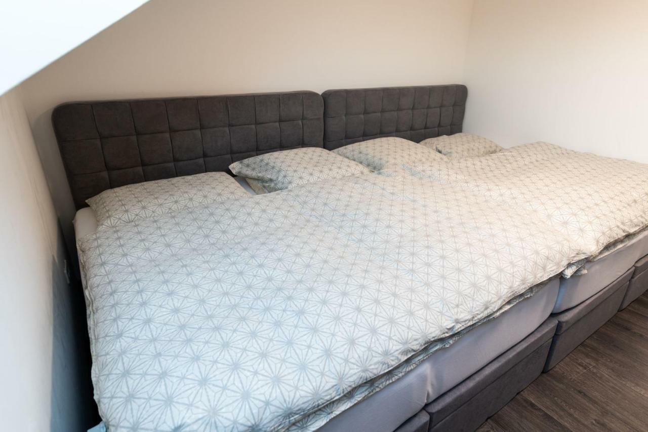 Skyview Studio Stp Apartment ซังคท์เพิลเทน ภายนอก รูปภาพ